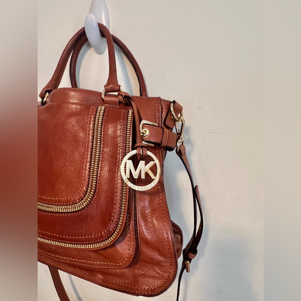 Michael by Michael Kors Naomi Cognac Leather Satchel / Crossbody Bag. EUC - Picture 2 of 10
